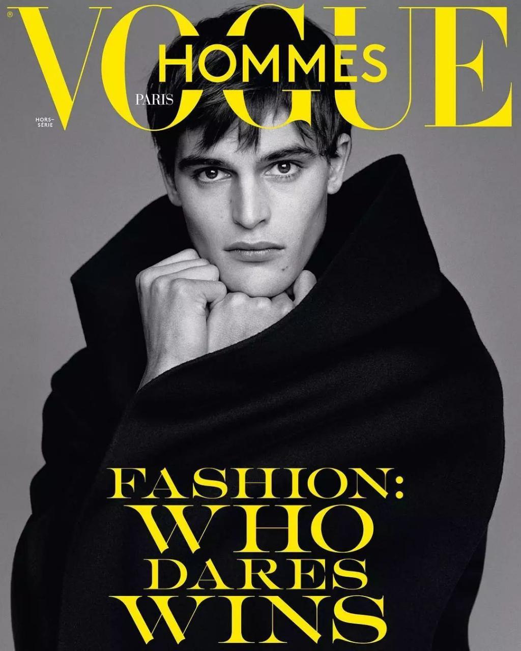 70d334d1b6db445b86dcc9c18e8eec29 - 新的超模二代来袭，靠关系登国际男士版Vogue封面，居然没人骂！
