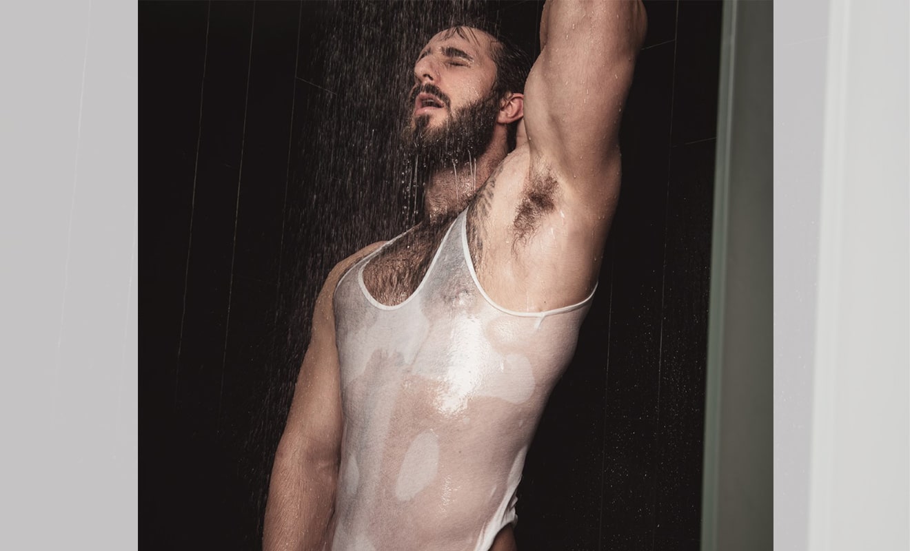 Adam Singer Feature2 - In the shower with Adam Singer / Paul Jamnicky 摄影作品
